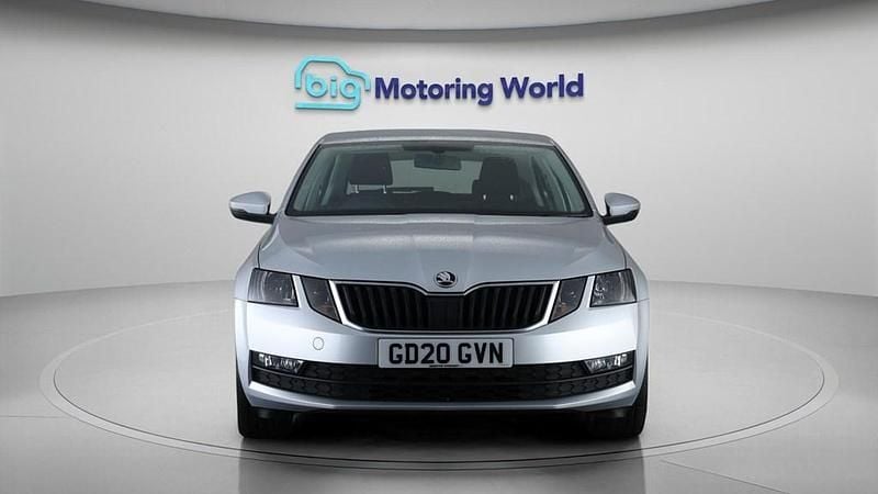 Used Skoda Octavia SE Drive 115 HP (84 kW) 2020 Silver Hatchback