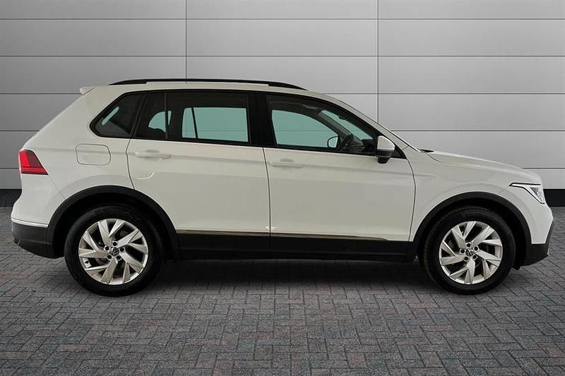 Used VW Tiguan Life 150 HP (110 kW) 2022 Pure white SUV