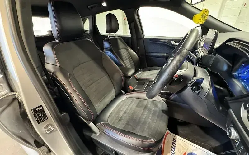 Used Ford Kuga ST-Line 120 HP (88 kW) 2020 Silver SUV