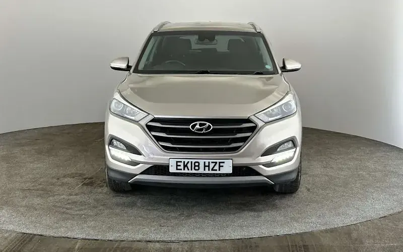 Used Hyundai Tucson SE 177 HP (130 kW) 2018 Beige SUV