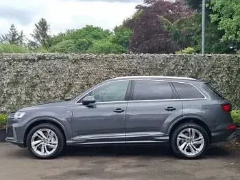 Used Audi Q7 S-Line 286 HP (210 kW) 2023 Grey SUV