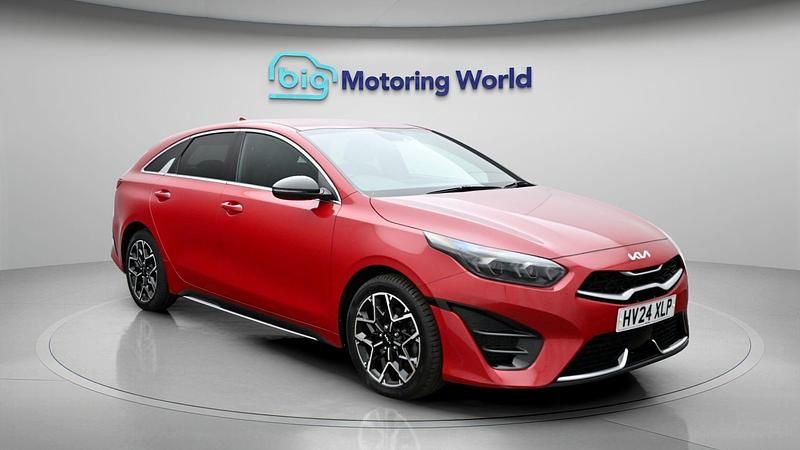 Used Kia ProCeed GT-Line 159 HP (116 kW) 2023 Red Estate