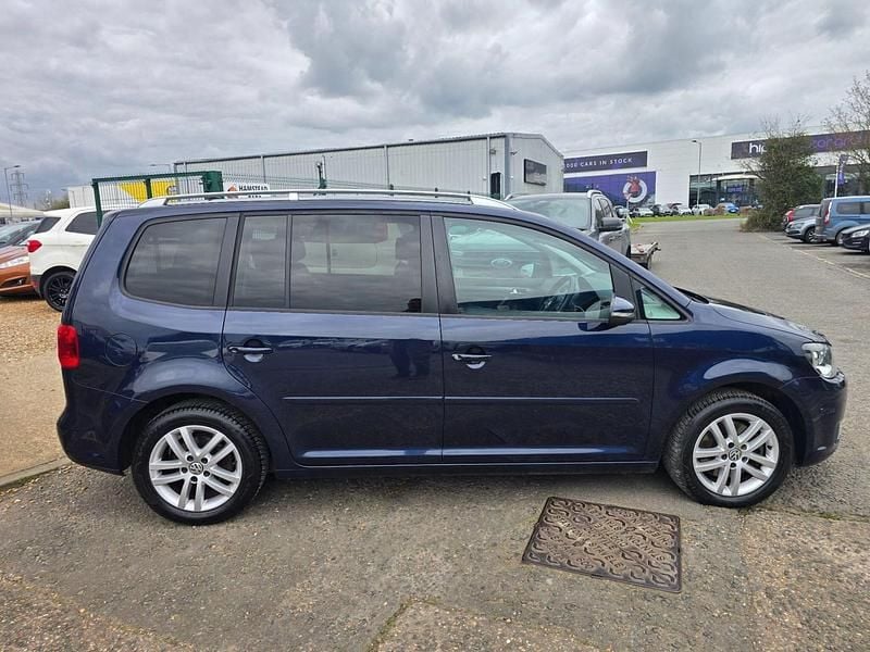 Used VW Touran SE 140 HP (102 kW) 2013 Blue MPV