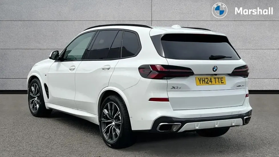 Used BMW X5 M Sport 352 HP (258 kW) 2024 White SUV