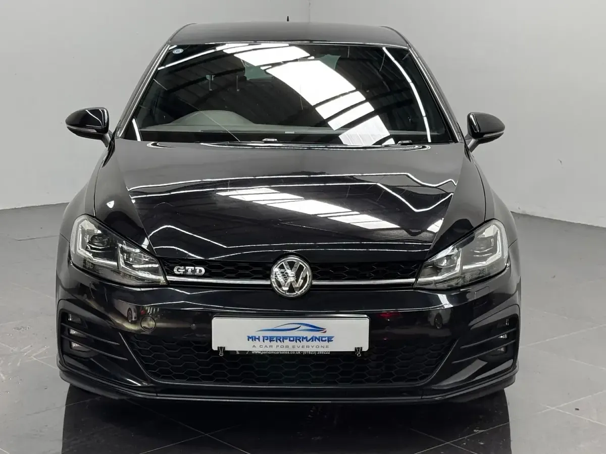 Used VW Golf VII GTD 184 HP (135 kW) 2017 Black Hatchback
