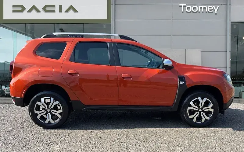 Used Dacia Duster Prestige 131 HP (96 kW) 2022 Orange SUV