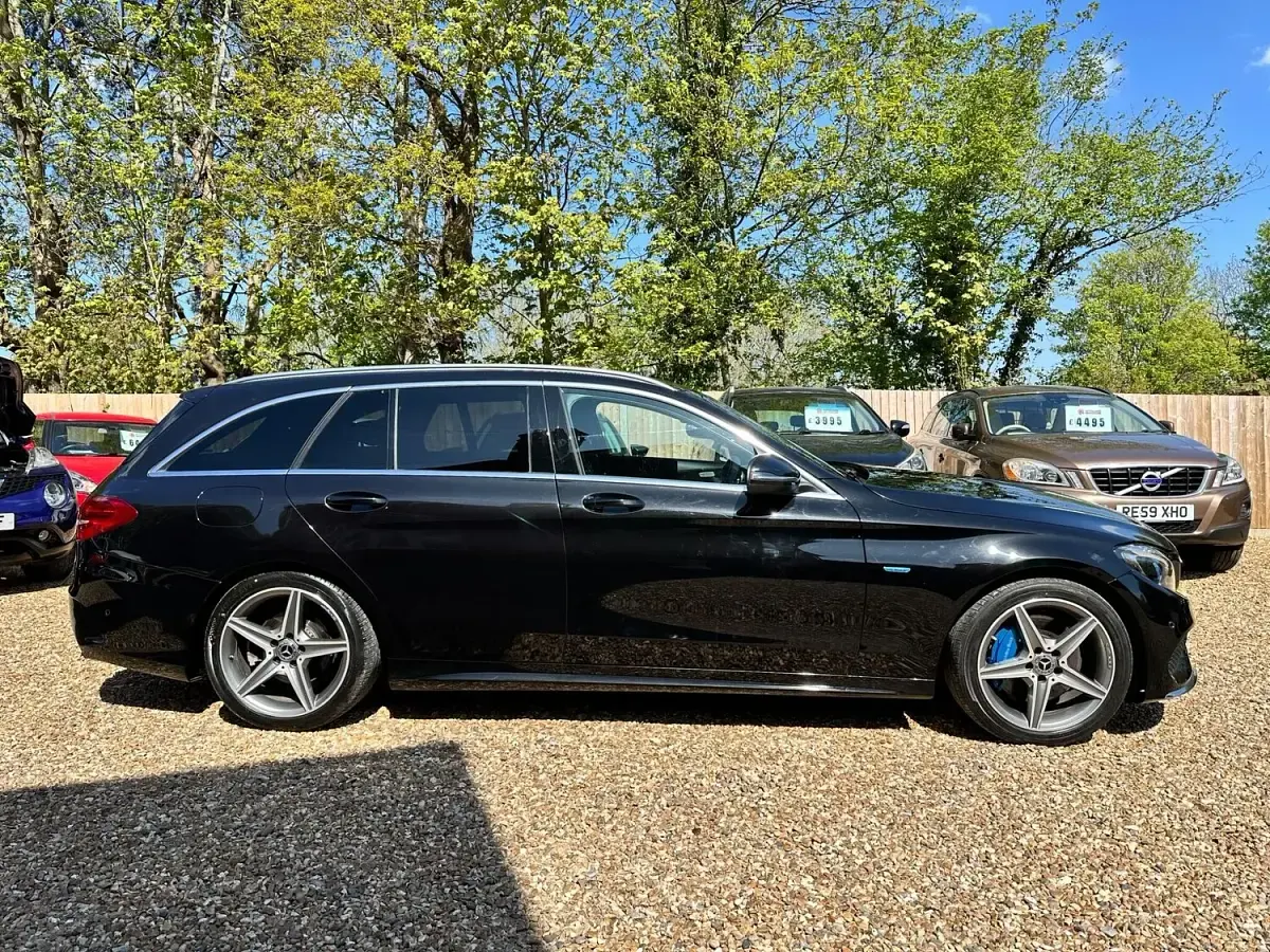 Begagnad Mercedes C350e AMG line 293 HK (215 kW) 2017 Svart Kombi