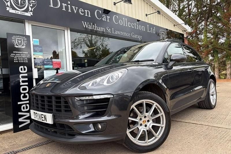 Grey Used 2017 Porsche Macan SUV | £18,495 (Fair price) - Image 1/1