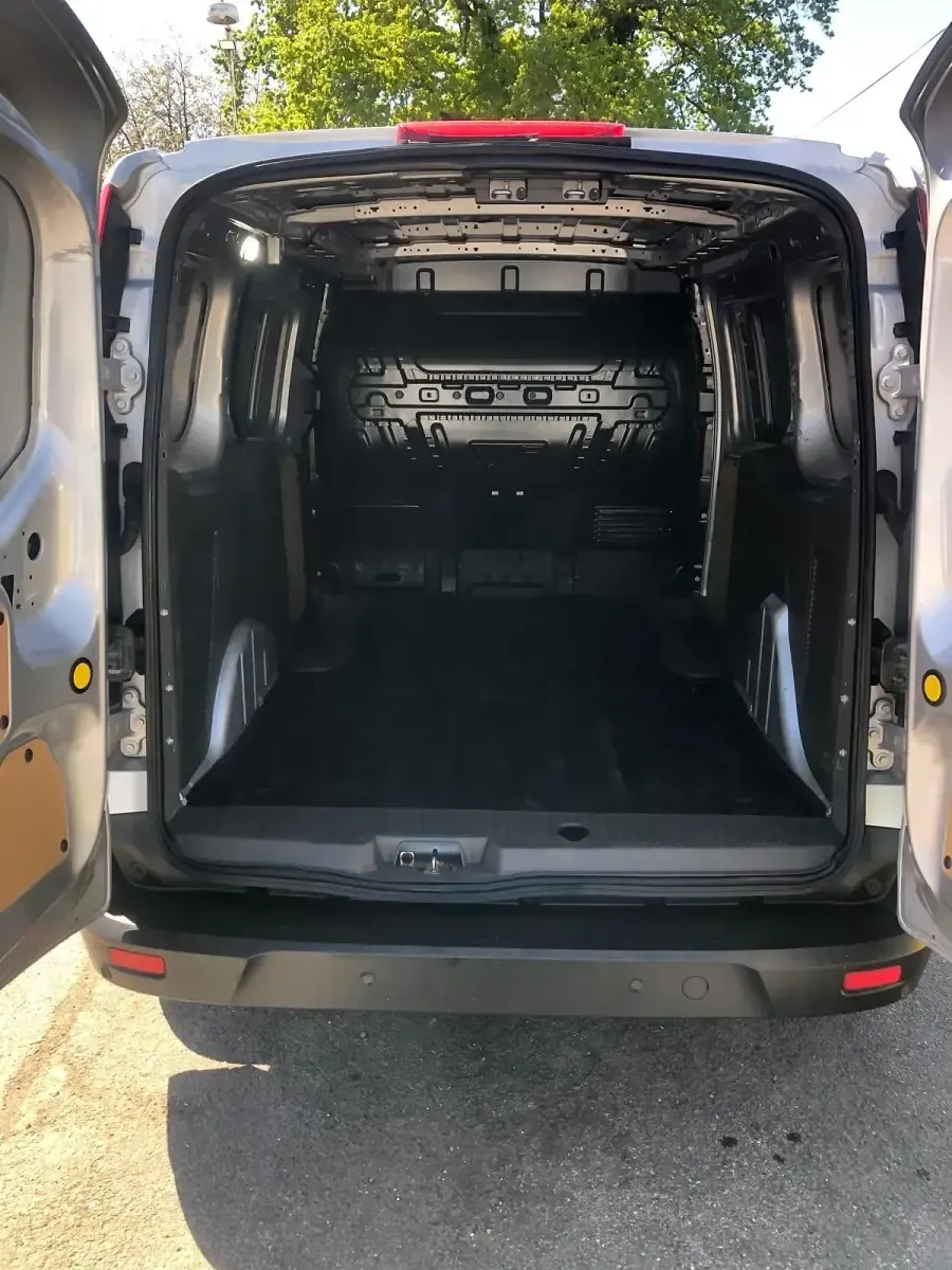 Second-hand Ford Transit Connect Limited 2021 Argintiu Monovolum