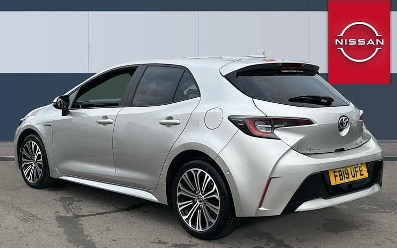 Used Toyota Corolla Design 122 HP (89 kW) 2022 Hatchback