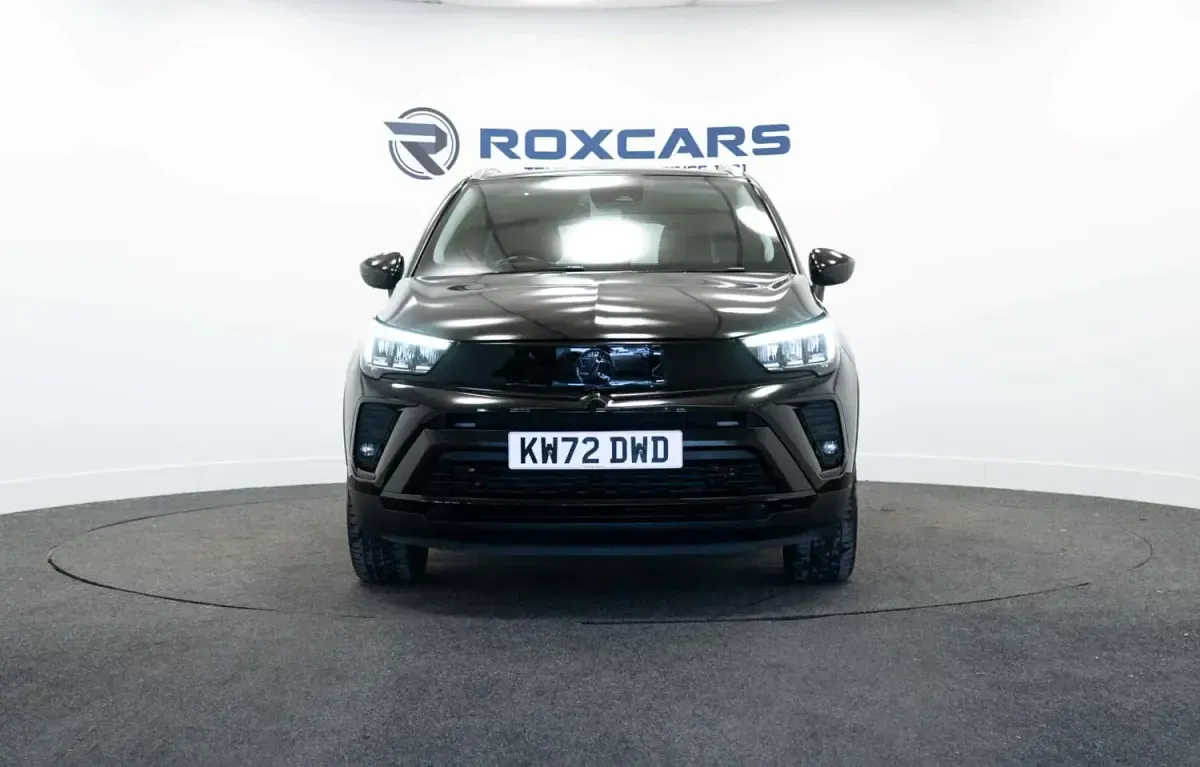 Second-hand Vauxhall Crossland Ultimate 130 CP (95 kW) 2023 Negru SUV