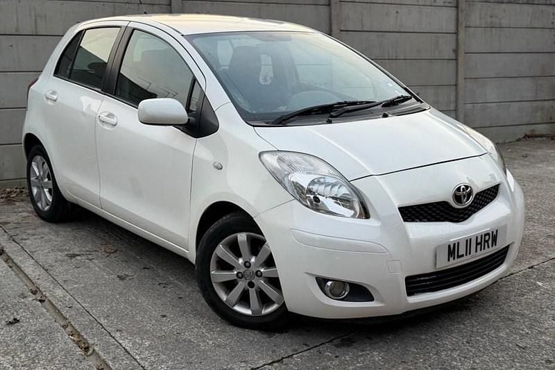 White Used 2011 Toyota Yaris Hatchback | £2,795 (Super price) - Image 1/1