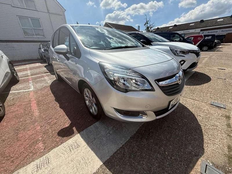 Silver Used 2016 Vauxhall Meriva MPV | £3,995 (Good price) - Image 1/4