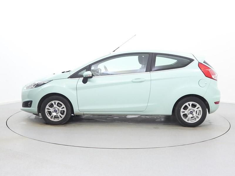 Used Ford Fiesta Zetec 2017 Green Hatchback