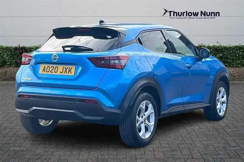 Usado Nissan Juke N-Connecta 117 HP (86 kW) 2020 Azul SUV