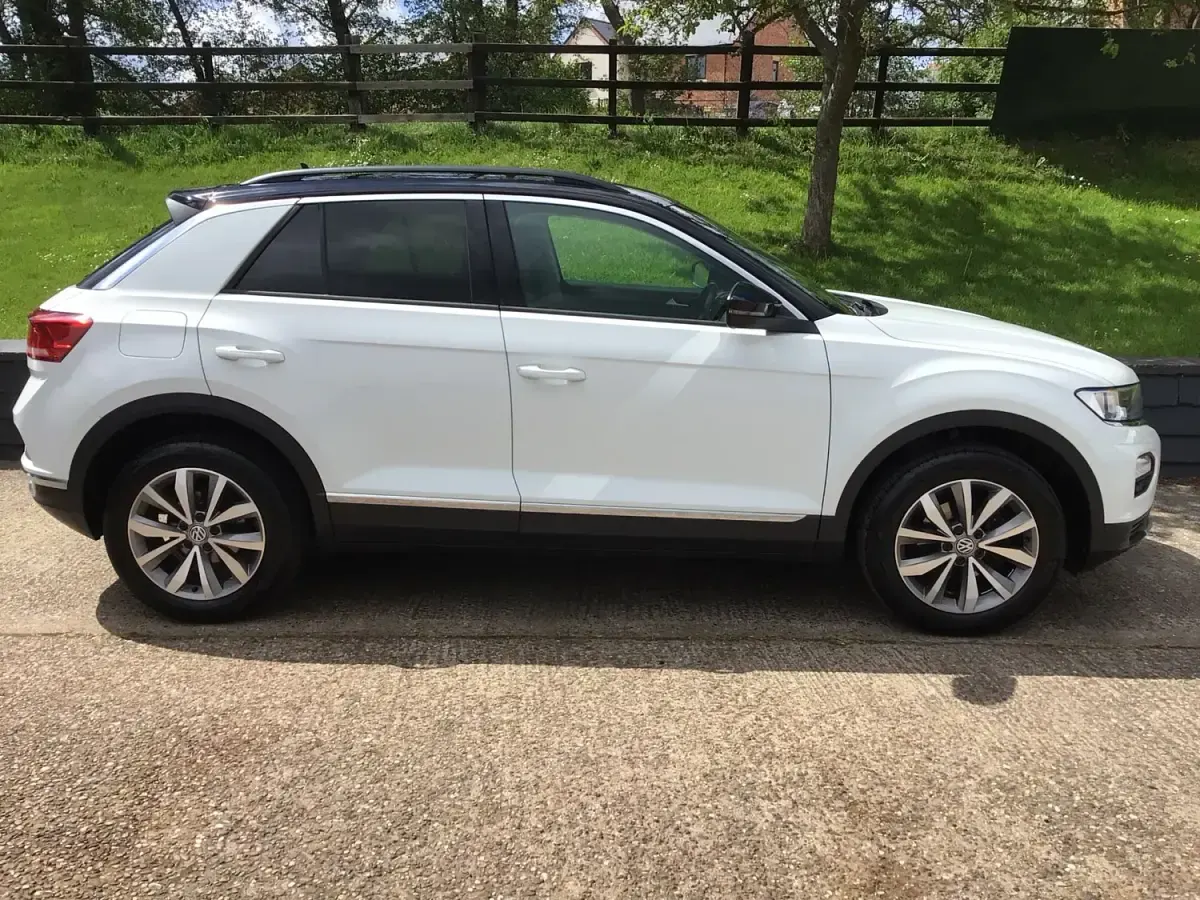 Usado VW T-Roc Design 150 HP (110 kW) 2019 Branco SUV