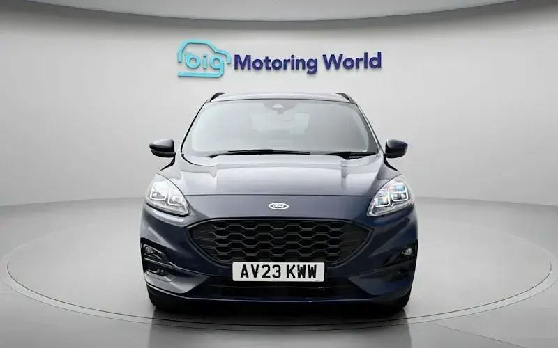 Used Ford Kuga ST-Line 225 HP (165 kW) 2023 Blue SUV