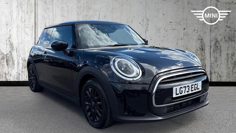 Black Used 2023 Mini Cooper Classic Hatchback | £20,150 (Good price) - Image 1/4