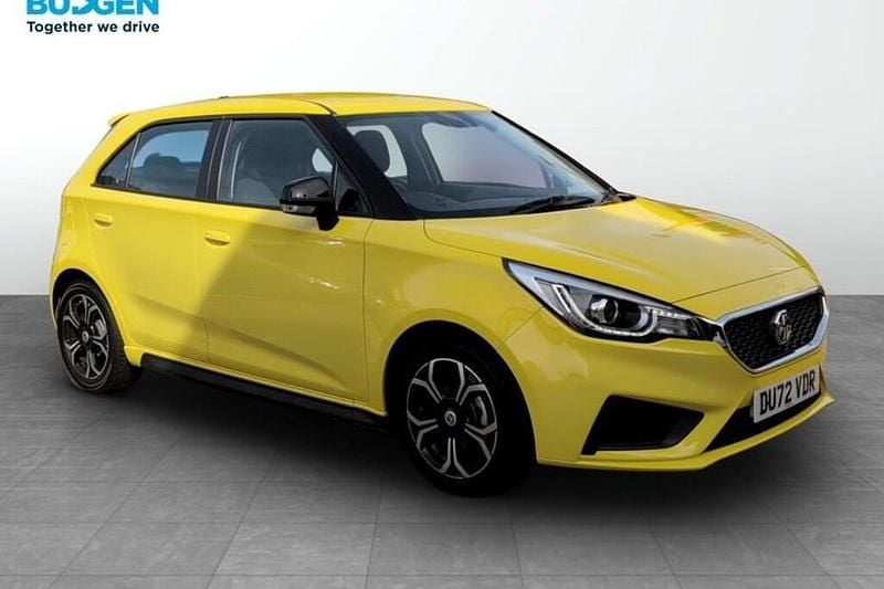 Yellow Used 2022 MG MG3 Excite Hatchback | £9,894 (Fair price) - Image 1/1