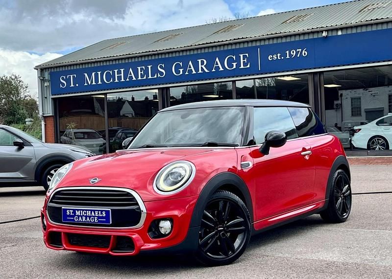 Used Mini Cooper Hatch 2019 Red Hatchback