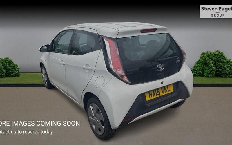 Used Toyota Aygo X-play 69 HP (50 kW) 2018 Hatchback
