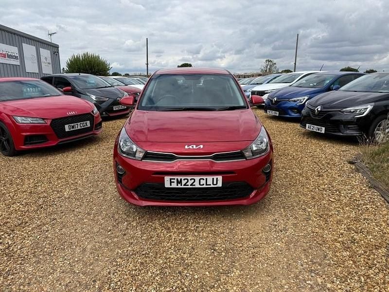 Used Kia Rio 83 HP (61 kW) 2022 Red Hatchback