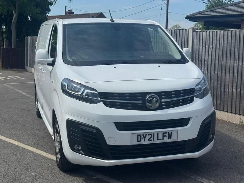 Used Vauxhall Vivaro Sportive 150 HP (110 kW) 2021 White MPV