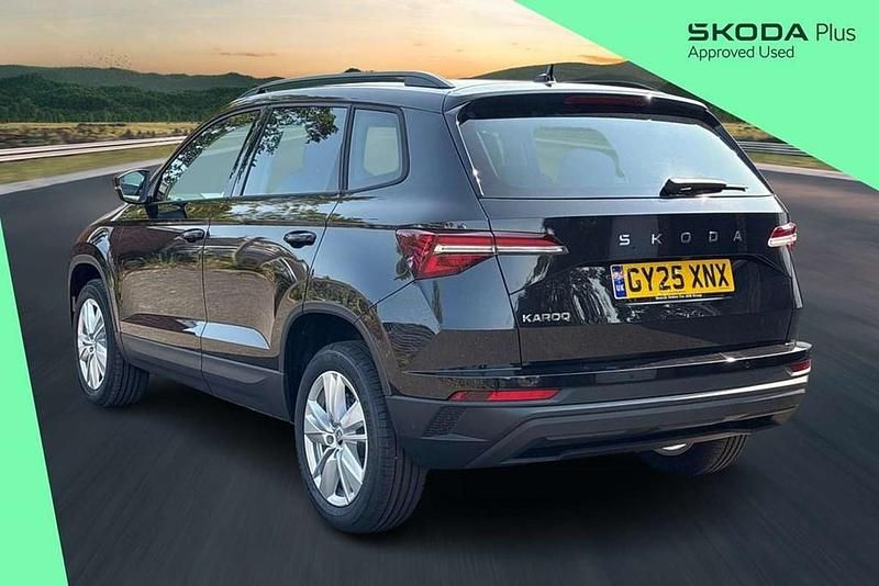 Used Skoda Karoq SE 150 HP (110 kW) 2025 Black magic pearl effect SUV