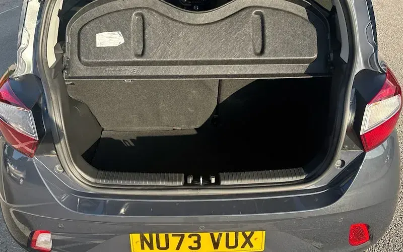 Used Hyundai i10 Premium 67 HP (49 kW) 2023 Hatchback