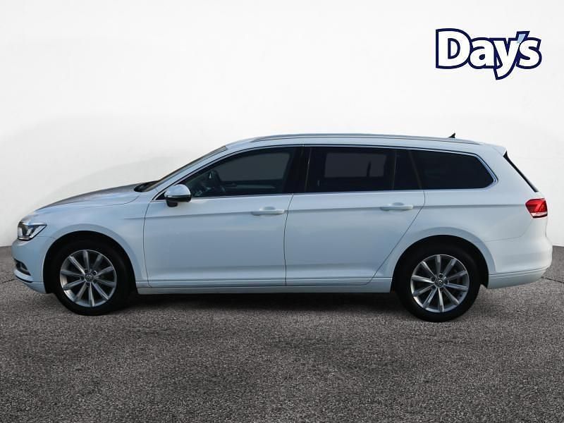 Used VW Passat Business 150 HP (110 kW) 2019 White Estate