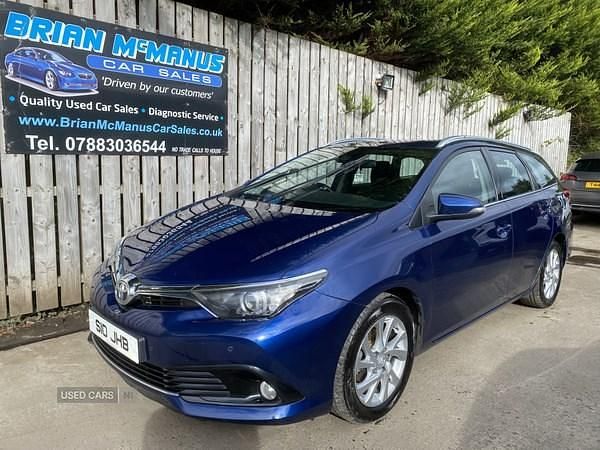 Used Toyota Auris Business Edition 2017 Blue Estate
