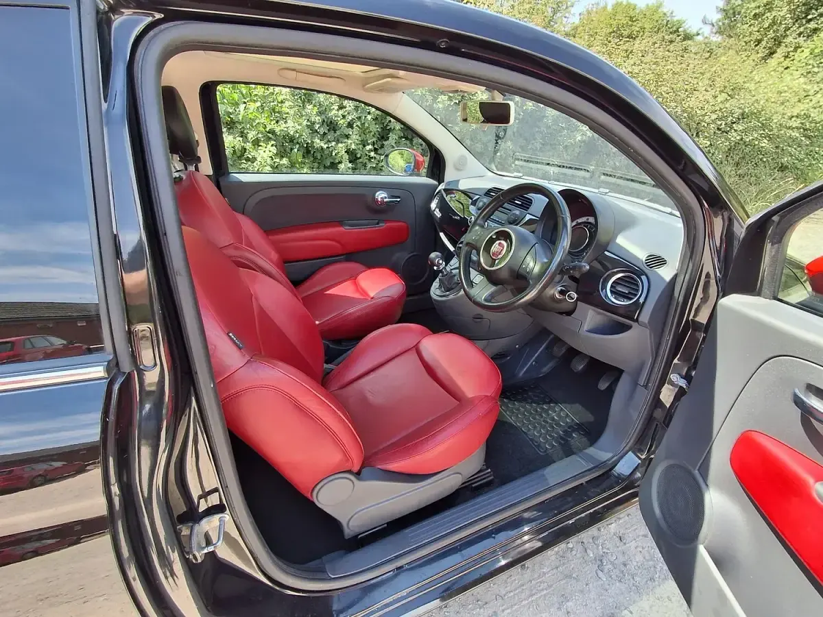 Used Fiat 500 Lounge 69 HP (50 kW) 2009 Black Cabriolet