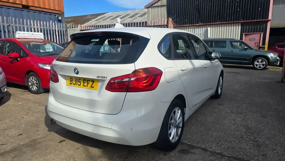 Used BMW 218 2015 White Hatchback