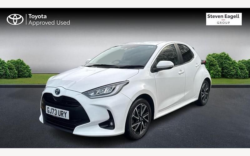 Used Toyota Yaris Hybrid Design 116 HP (85 kW) 2026 Hatchback