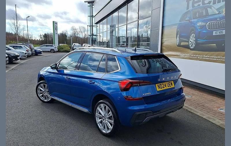 Used Skoda Kamiq SE L 115 HP (84 kW) 2024 Race blue metallic SUV
