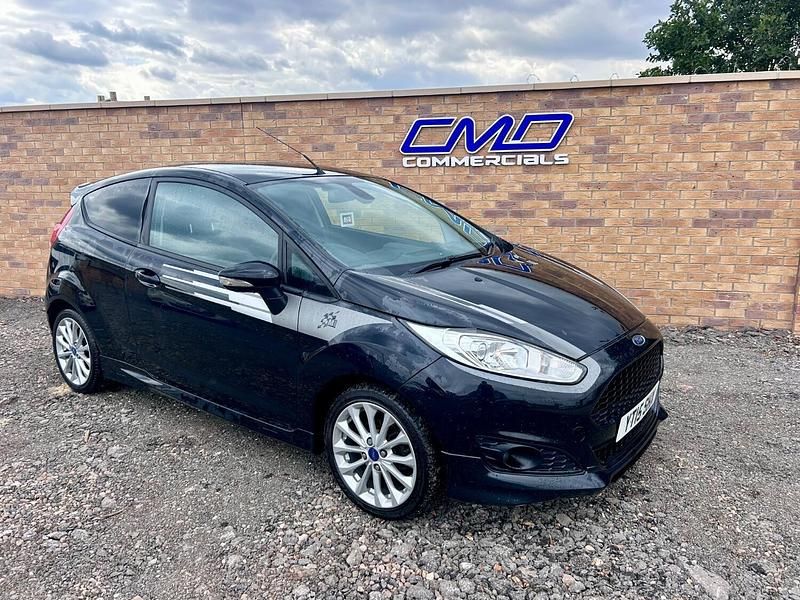 Black Used 2015 Ford Fiesta Sport Hatchback | £2,895 (Expensive) - Image 1/4