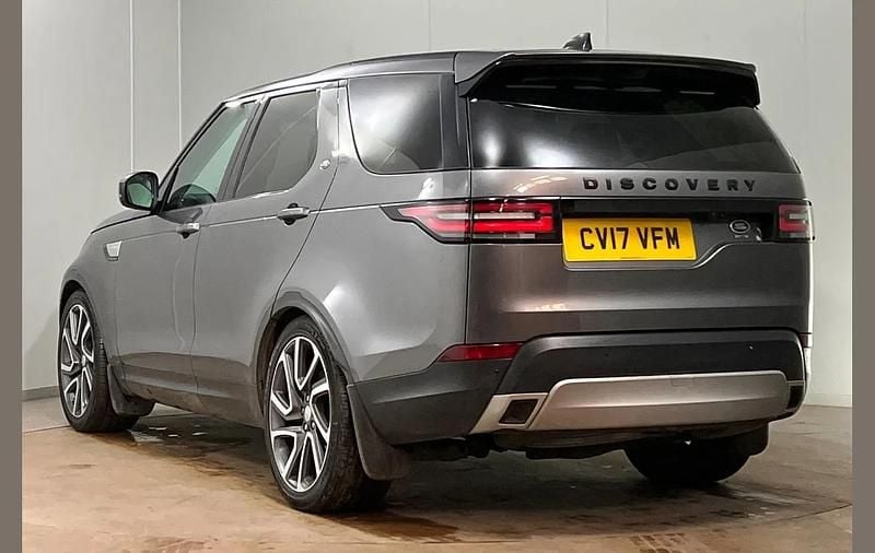 Used Land Rover Discovery 5 HSE 237 HP (174 kW) 2017 Grey SUV