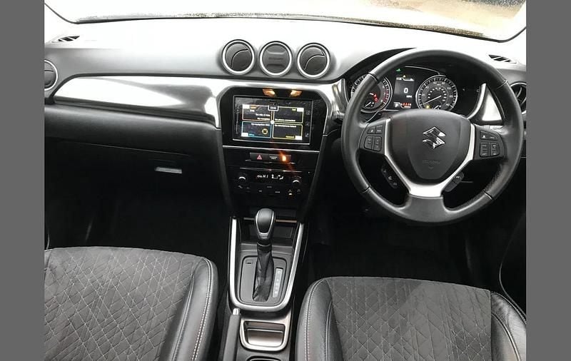 Used Suzuki Vitara SZ5 116 HP (85 kW) 2022 Yellow SUV