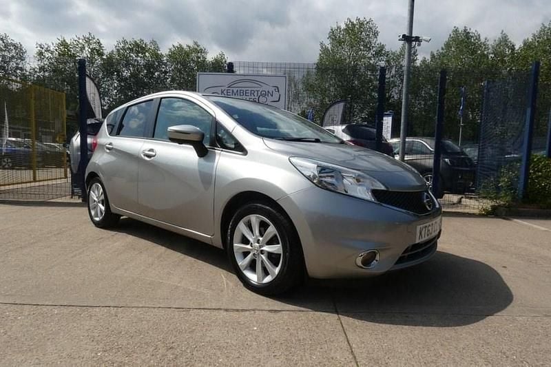 Used Nissan Note Tekna 90 HP (66 kW) 2014 Silver MPV