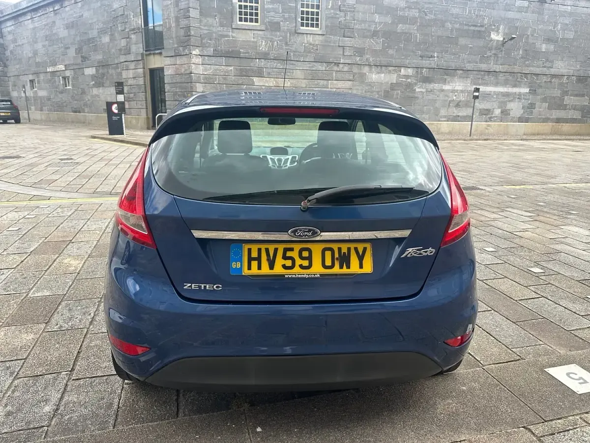Used Ford Fiesta Zetec 82 HP (60 kW) 2009 Blue Hatchback