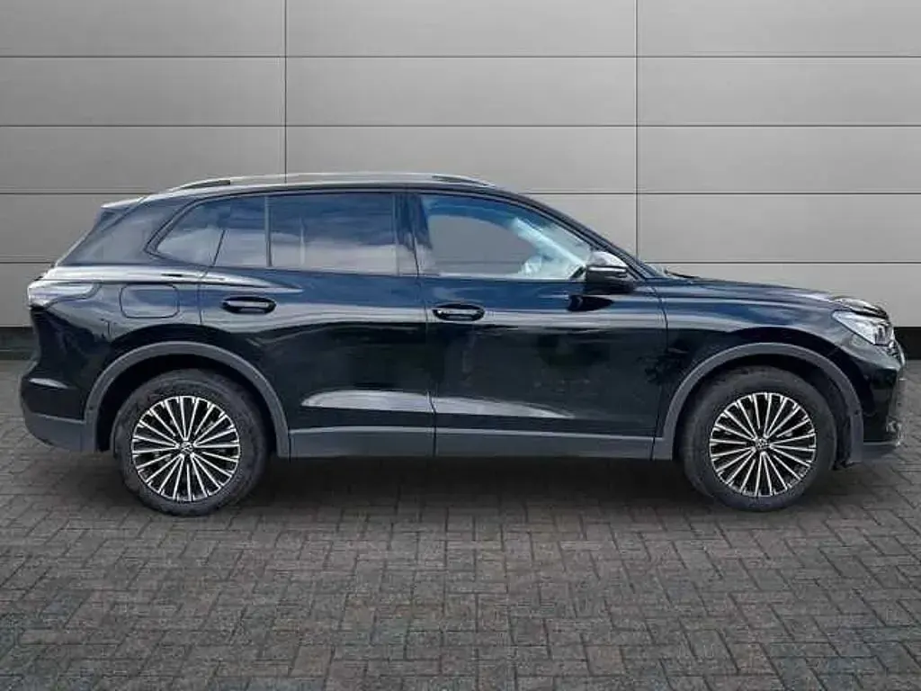 Second-hand VW Tiguan 150 CP (110 kW) 2025 SUV
