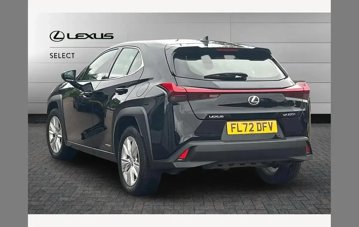 Used Lexus UX 250h 180 HP (132 kW) 2022 Black SUV