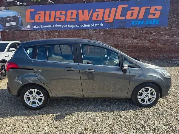 Second-hand Ford B-MAX Zetec 105 CP (77 kW) 2016 Gri Monovolum