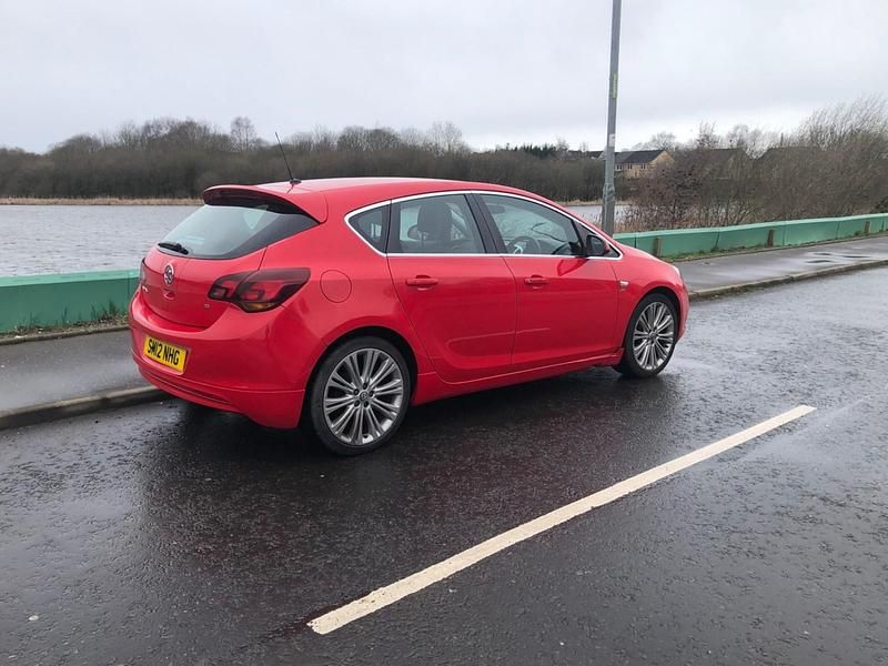 Used Vauxhall Astra SRi 2012 Red Hatchback