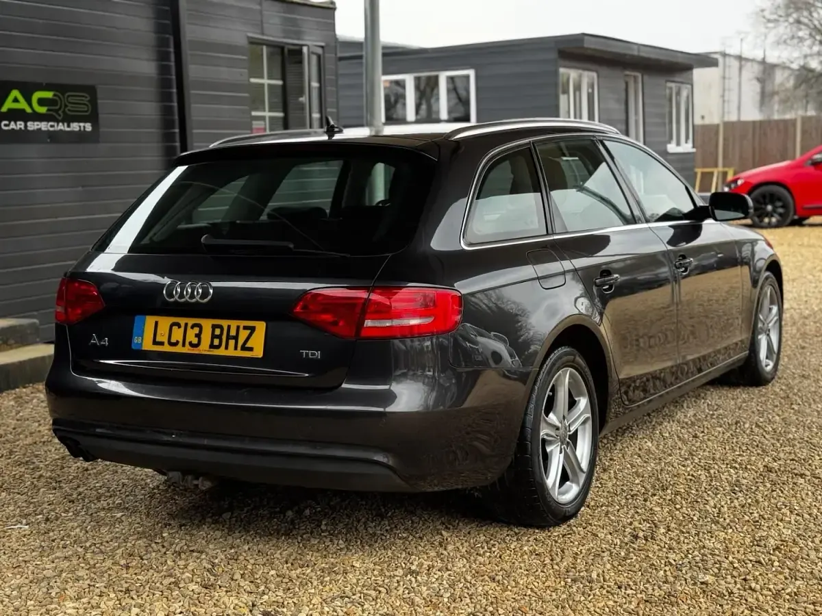 Used Audi A4 143 HP (105 kW) 2013 Grey Estate