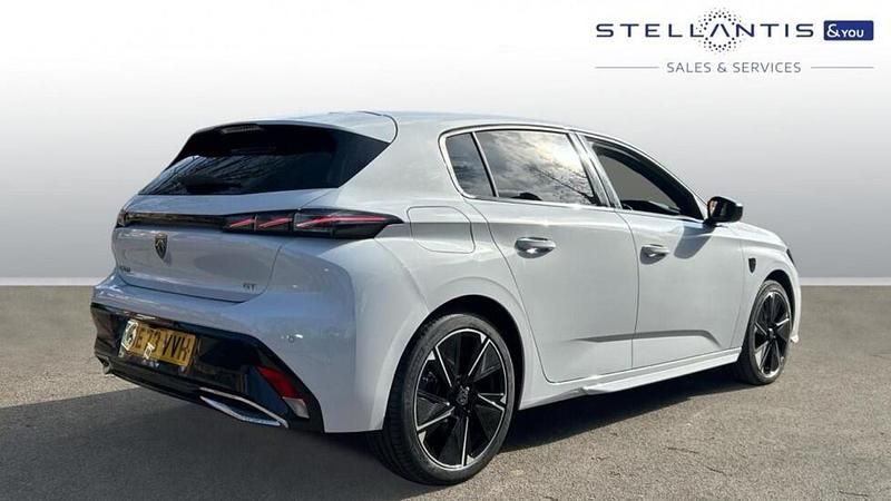 Used Peugeot e-308 GT 113 kW (154 HP) 2024 White Hatchback
