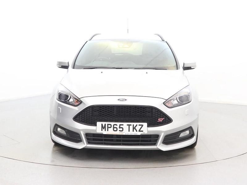 Used Ford Focus ST 185 HP (136 kW) 2015 Silver Estate