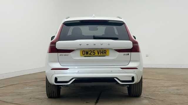 Usado Volvo XC60 Plus 247 CV (181 kW) 2026 SUV