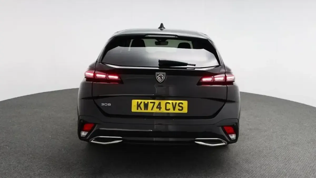 Used Peugeot 308 SW Allure 129 HP (94 kW) 2024 Black Estate
