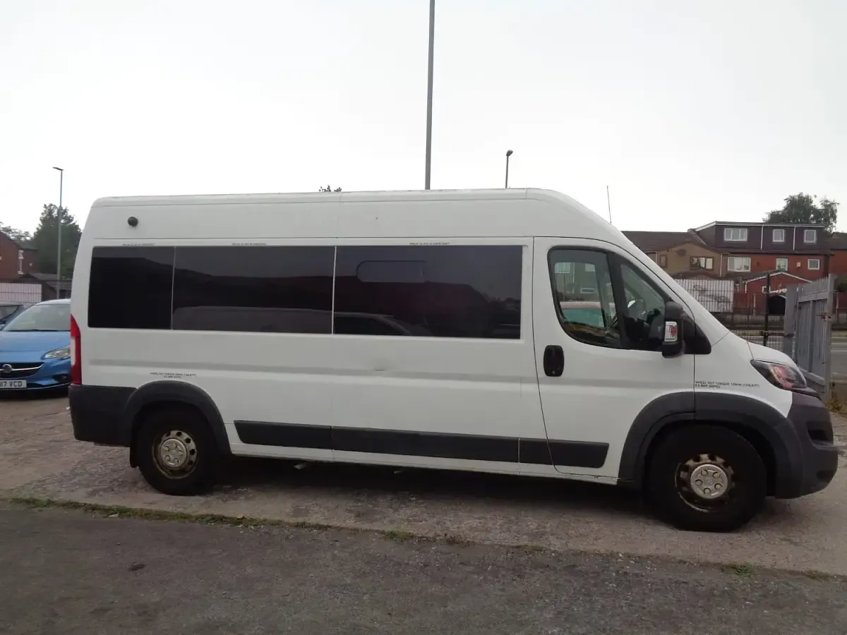 Used Peugeot Boxer 130 HP (95 kW) 2017 White Van